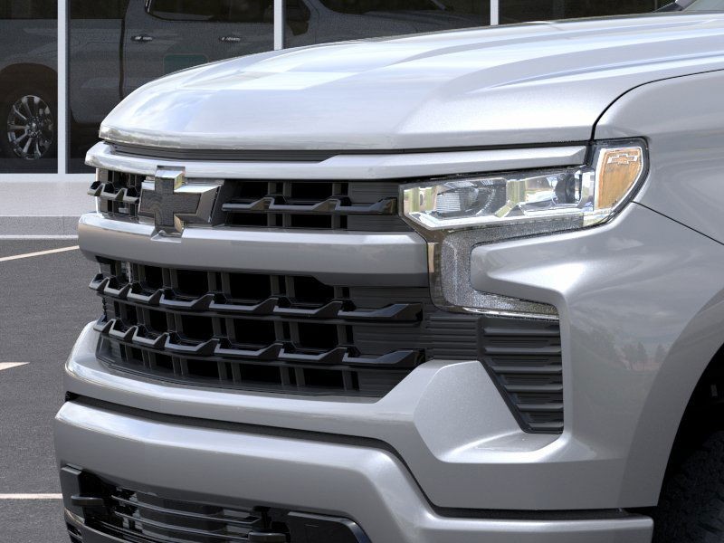 Chevrolet Silverado 1500 Vehicle Full-screen Gallery Image 13