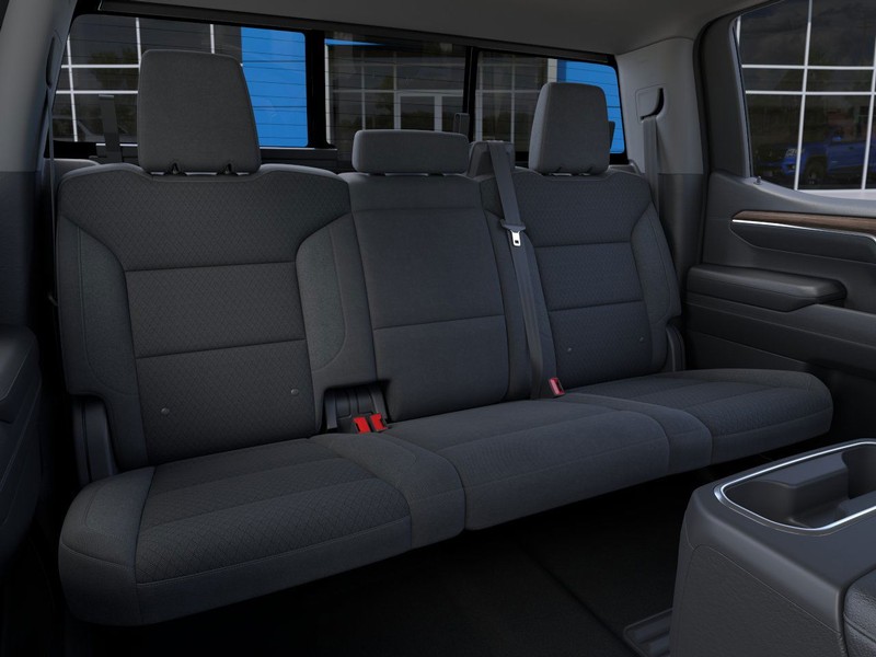 Chevrolet Silverado 1500 Vehicle Full-screen Gallery Image 17