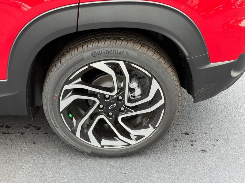 Chevrolet TrailBlazer Vehicle Full-screen Gallery Image 4