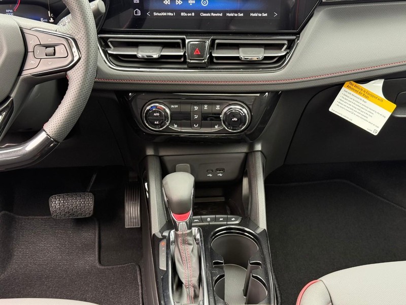 Chevrolet TrailBlazer Vehicle Full-screen Gallery Image 10