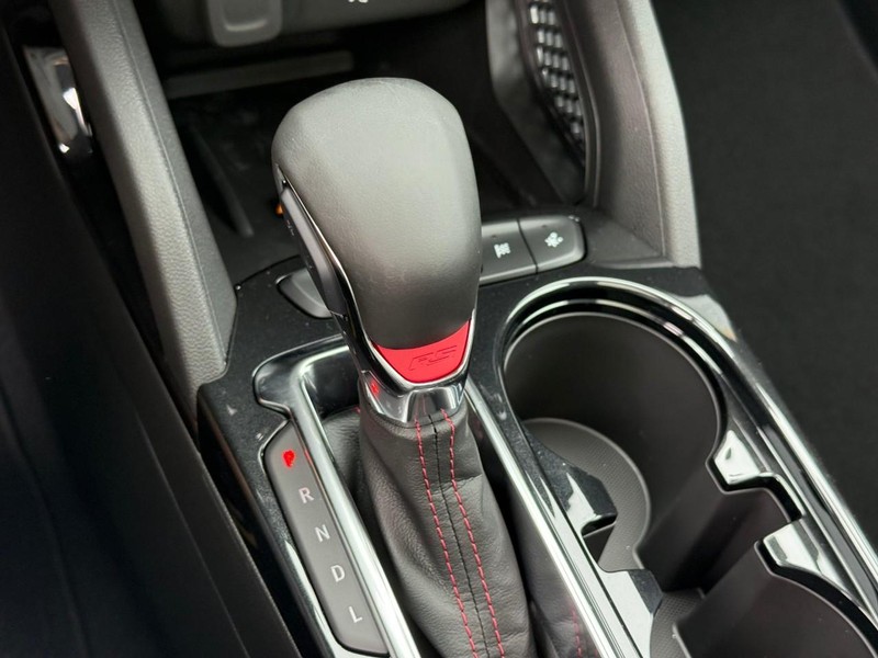 Chevrolet TrailBlazer Vehicle Full-screen Gallery Image 16