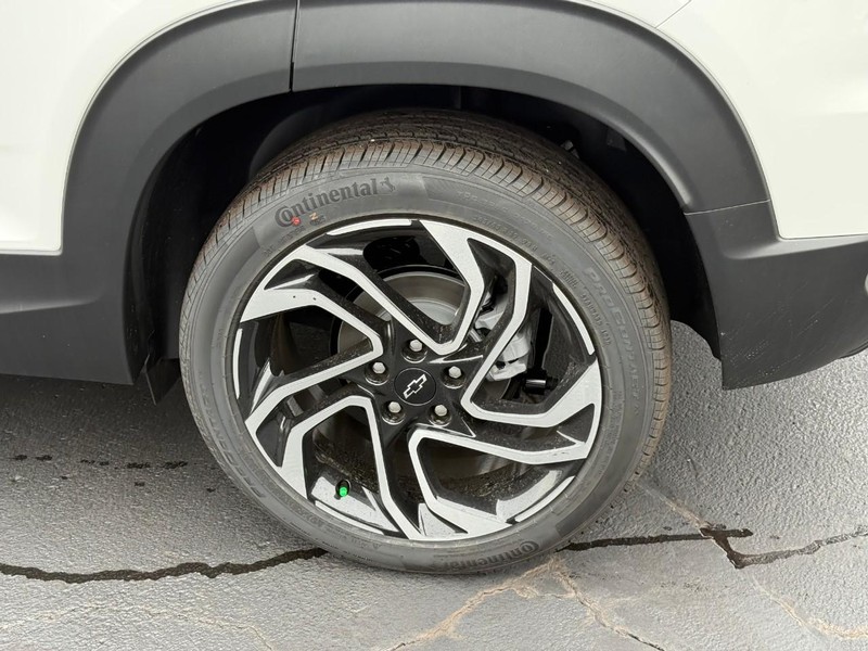 Chevrolet TrailBlazer Vehicle Full-screen Gallery Image 4