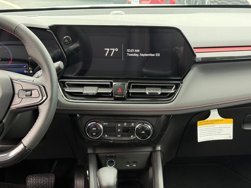 Chevrolet TrailBlazer Vehicle Full-screen Gallery Image 9