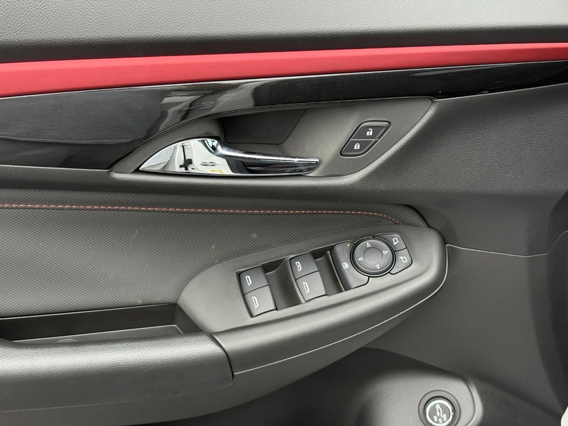 Chevrolet TrailBlazer Vehicle Full-screen Gallery Image 11