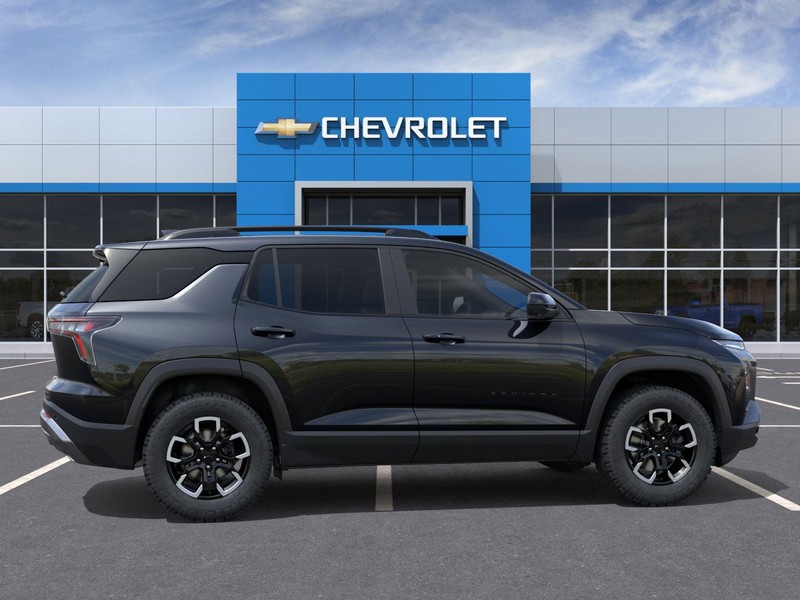 Chevrolet Equinox Vehicle Full-screen Gallery Image 5