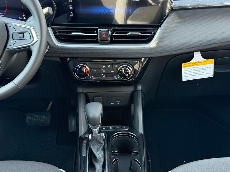 Chevrolet TrailBlazer Vehicle Full-screen Gallery Image 9