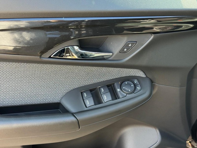 Chevrolet TrailBlazer Vehicle Full-screen Gallery Image 10