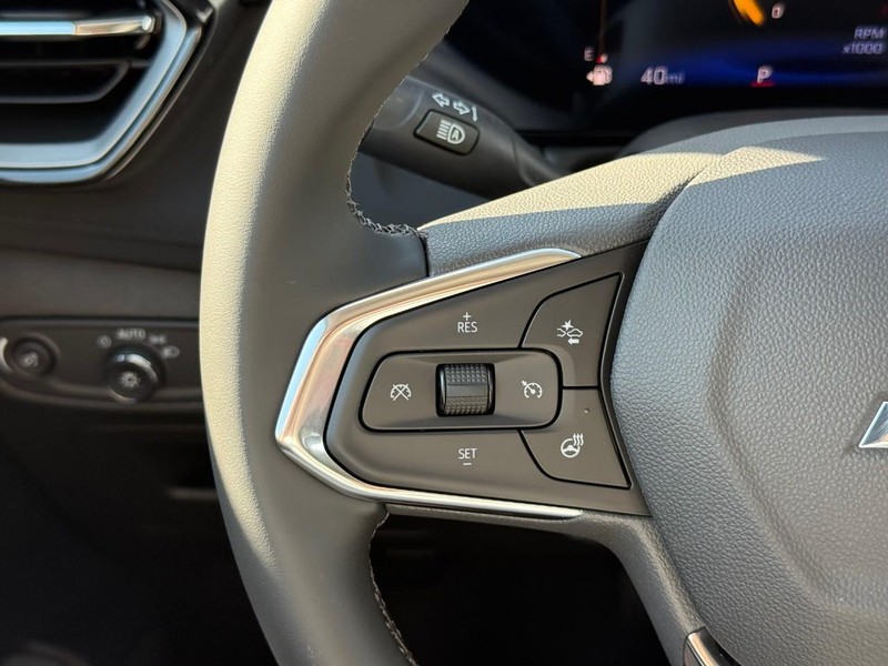 Chevrolet TrailBlazer Vehicle Full-screen Gallery Image 13