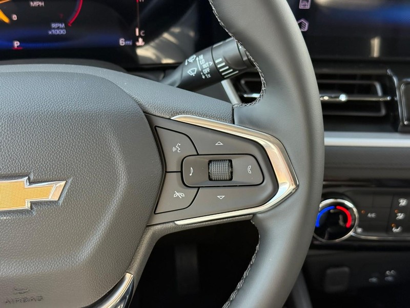 Chevrolet TrailBlazer Vehicle Full-screen Gallery Image 14