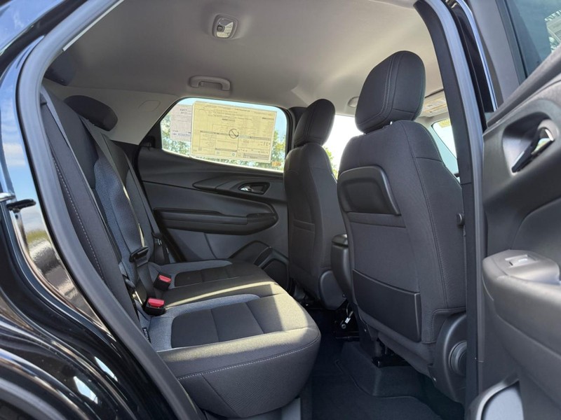 Chevrolet TrailBlazer Vehicle Full-screen Gallery Image 5