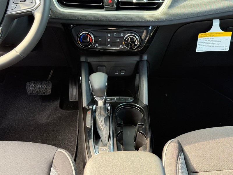 Chevrolet TrailBlazer Vehicle Full-screen Gallery Image 10