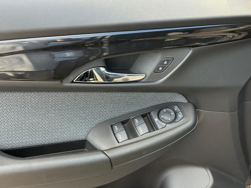 Chevrolet TrailBlazer Vehicle Full-screen Gallery Image 11