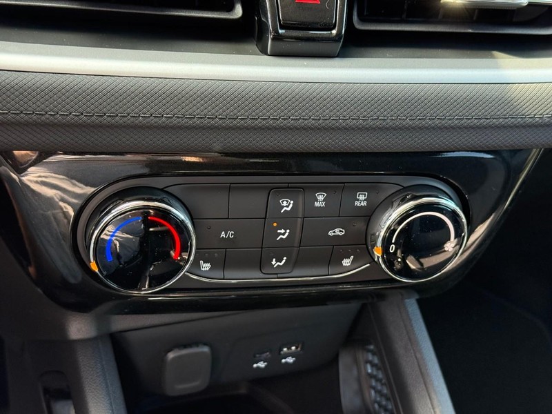 Chevrolet TrailBlazer Vehicle Full-screen Gallery Image 16