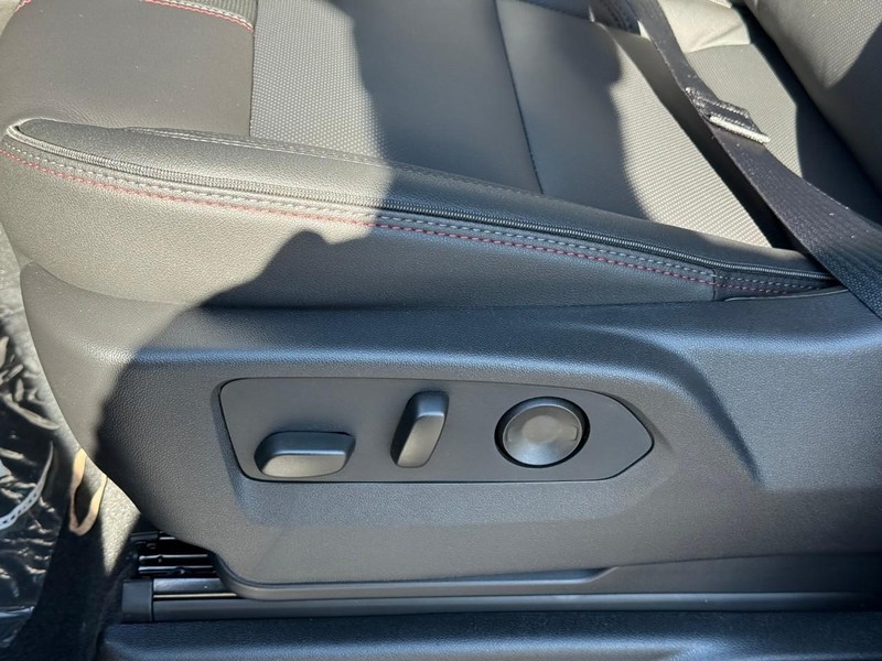 Chevrolet Tahoe Vehicle Full-screen Gallery Image 14