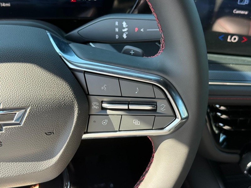 Chevrolet Tahoe Vehicle Full-screen Gallery Image 16