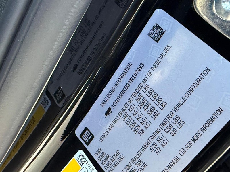 Chevrolet Tahoe Vehicle Full-screen Gallery Image 19