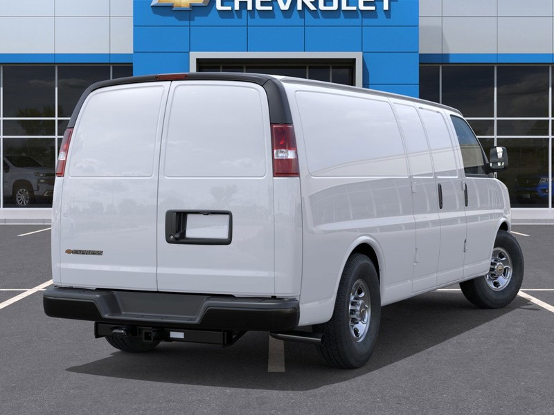 Chevrolet Express Cargo Van Vehicle Full-screen Gallery Image 4