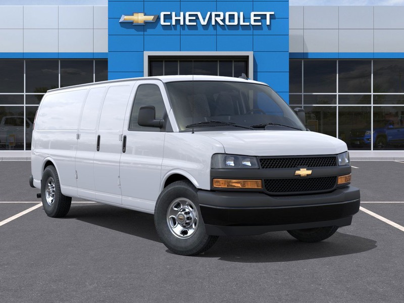 Chevrolet Express Cargo Van Vehicle Full-screen Gallery Image 7