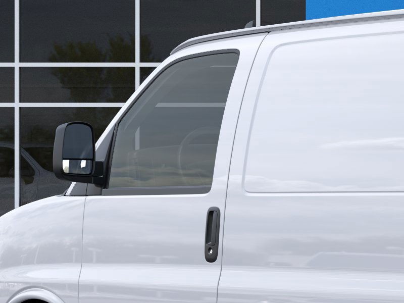 Chevrolet Express Cargo Van Vehicle Full-screen Gallery Image 12