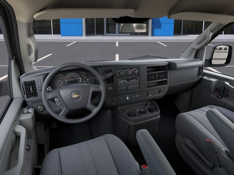 Chevrolet Express Cargo Van Vehicle Full-screen Gallery Image 15