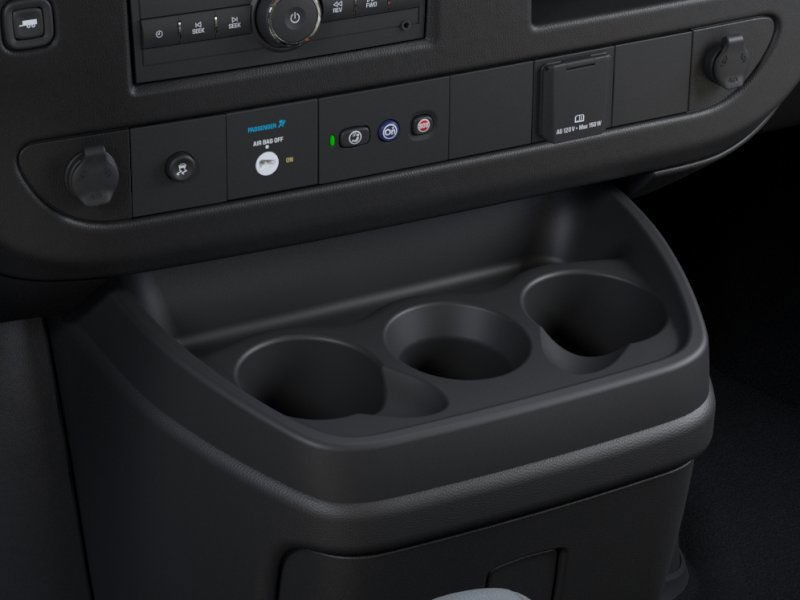 Chevrolet Express Cargo Van Vehicle Full-screen Gallery Image 23