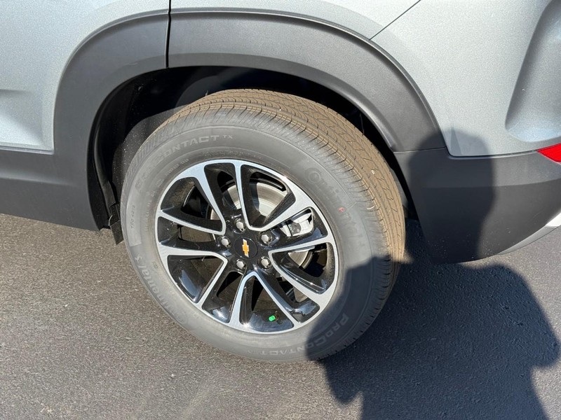 Chevrolet TrailBlazer Vehicle Full-screen Gallery Image 4