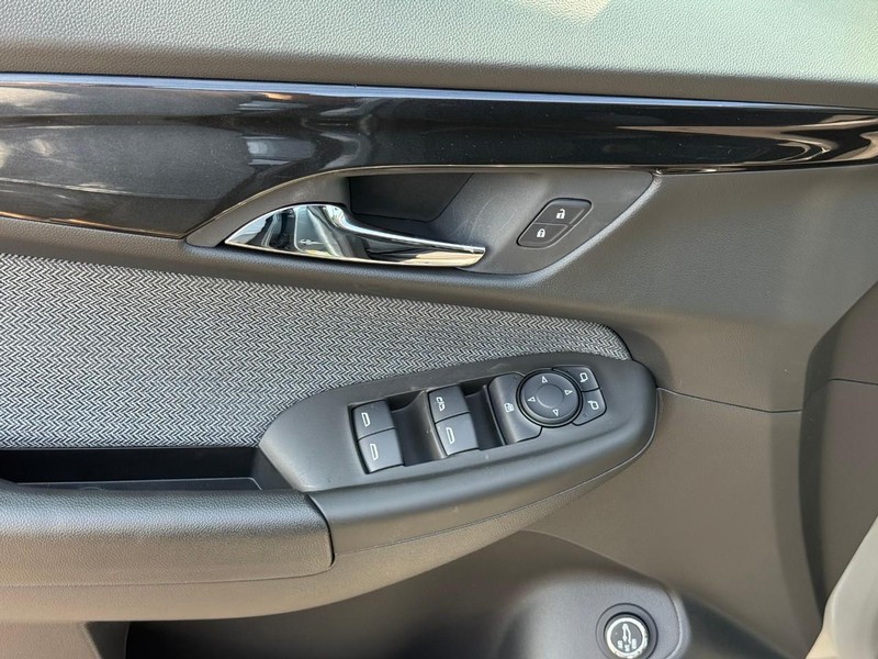 Chevrolet TrailBlazer Vehicle Full-screen Gallery Image 11