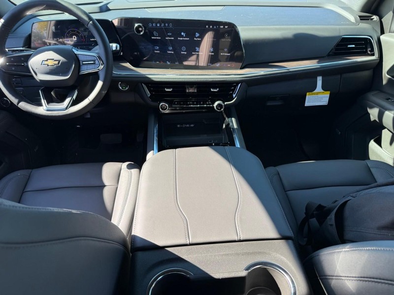 Chevrolet Tahoe Vehicle Full-screen Gallery Image 8