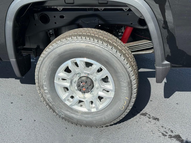 Chevrolet Silverado 2500HD Vehicle Full-screen Gallery Image 4