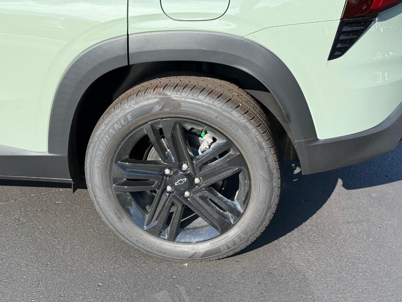 Chevrolet Trax Vehicle Full-screen Gallery Image 4