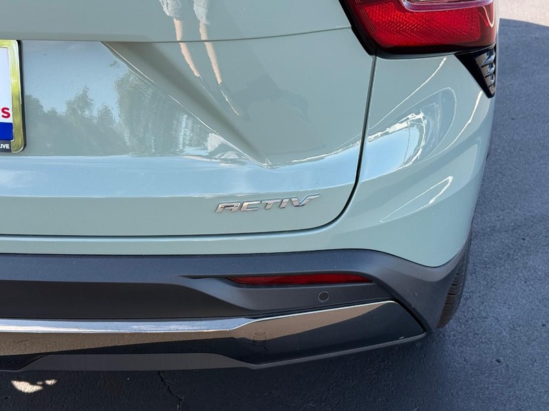 Chevrolet Trax Vehicle Full-screen Gallery Image 5