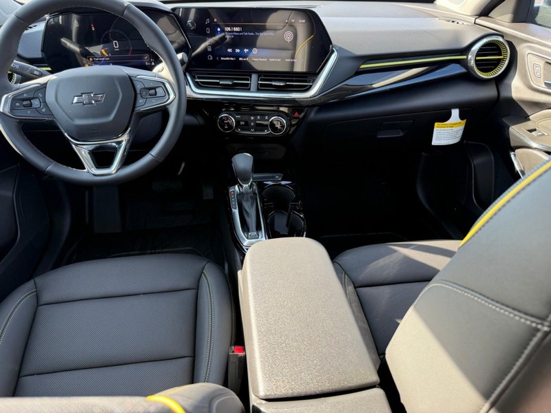 Chevrolet Trax Vehicle Full-screen Gallery Image 7