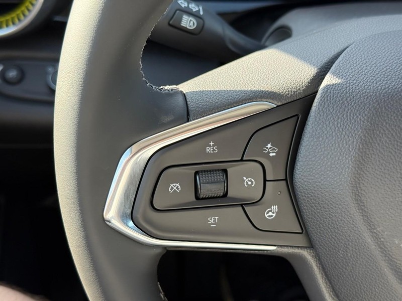 Chevrolet Trax Vehicle Full-screen Gallery Image 14