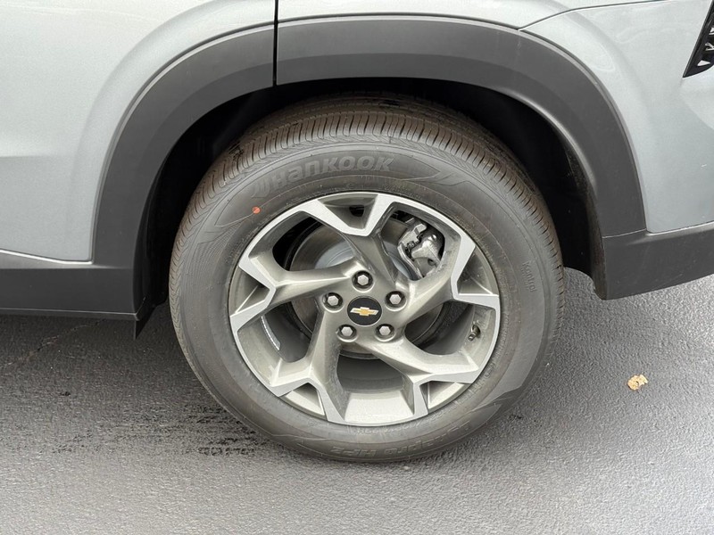 Chevrolet Trax Vehicle Full-screen Gallery Image 4