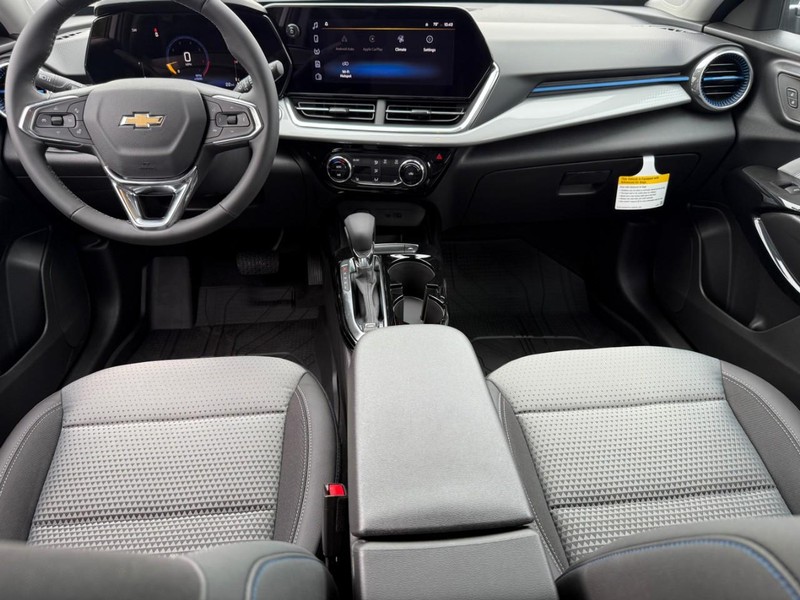 Chevrolet Trax Vehicle Full-screen Gallery Image 7