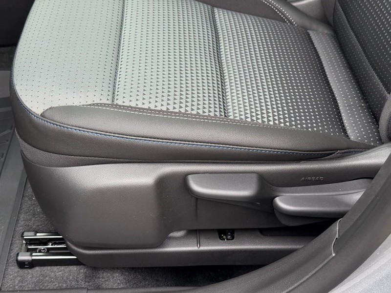 Chevrolet Trax Vehicle Full-screen Gallery Image 13