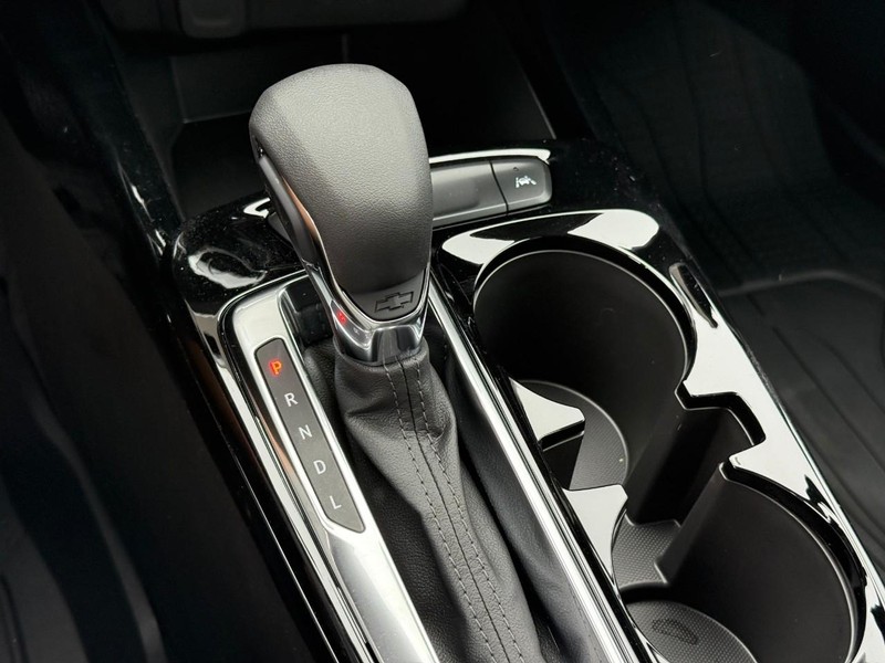 Chevrolet Trax Vehicle Full-screen Gallery Image 16