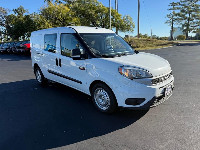 Ram ProMaster City Cargo Van Vehicle Full-screen Gallery Image 6