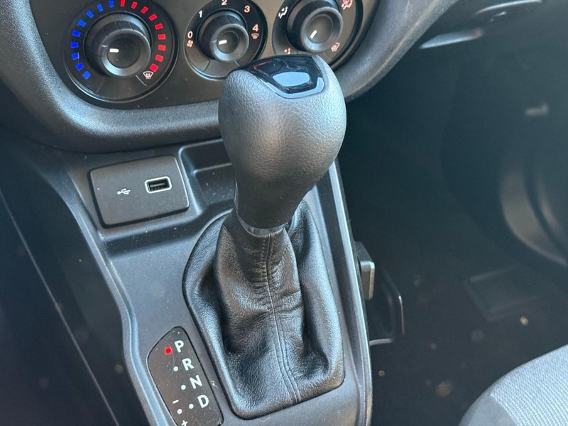 Ram ProMaster City Cargo Van Vehicle Full-screen Gallery Image 15