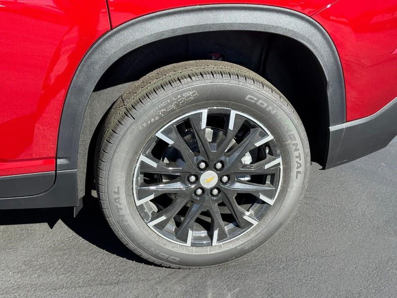 Chevrolet Traverse Vehicle Full-screen Gallery Image 4