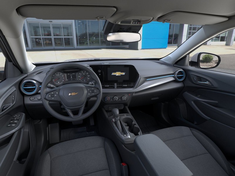 Chevrolet Trax Vehicle Full-screen Gallery Image 15