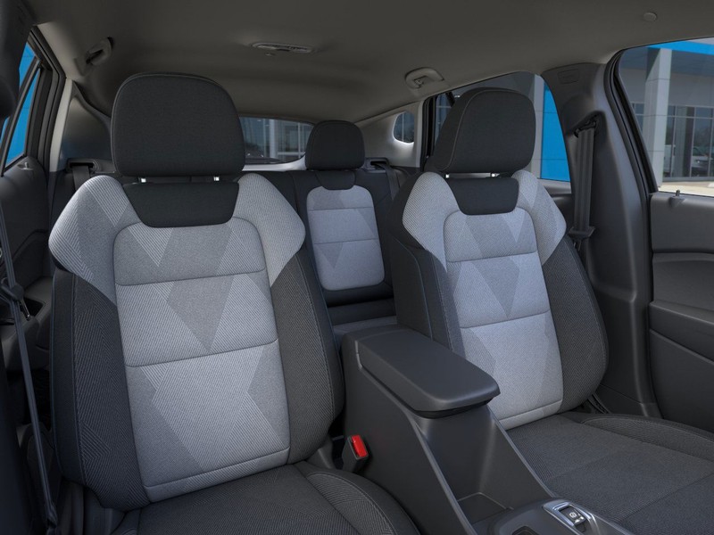 Chevrolet Trax Vehicle Full-screen Gallery Image 16