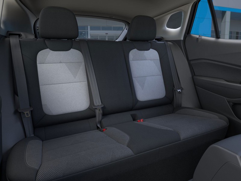 Chevrolet Trax Vehicle Full-screen Gallery Image 17