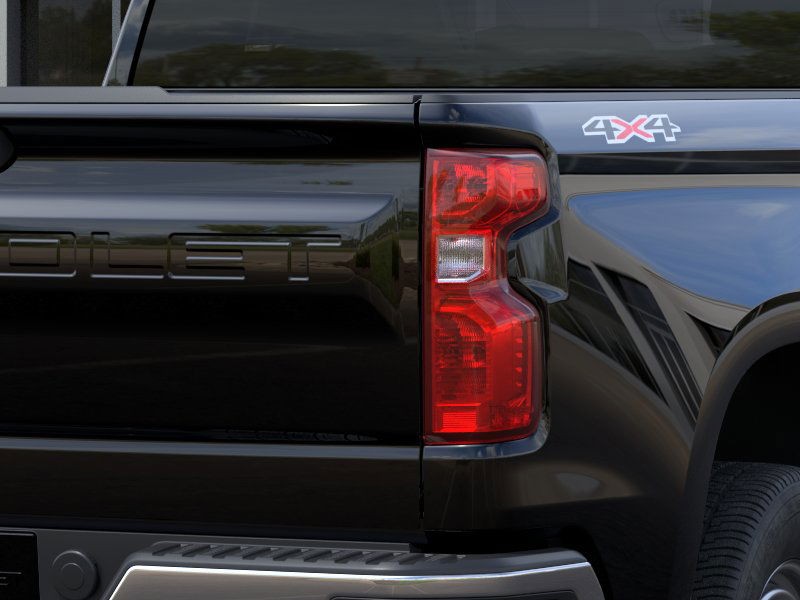 Chevrolet Silverado 1500 Vehicle Full-screen Gallery Image 11