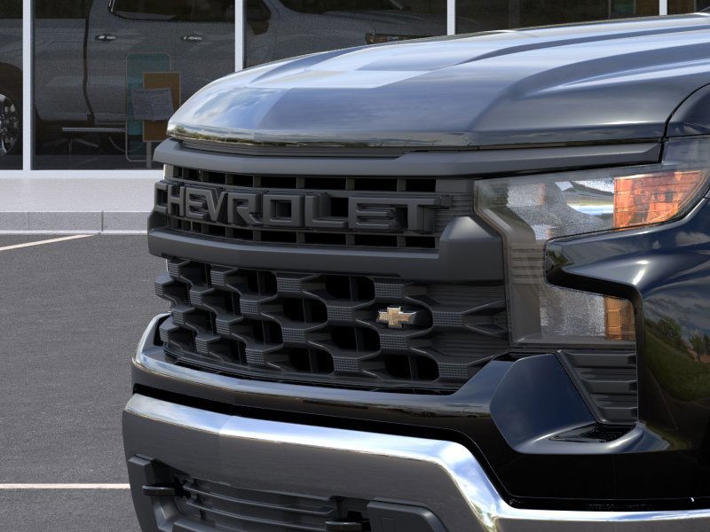 Chevrolet Silverado 1500 Vehicle Full-screen Gallery Image 13