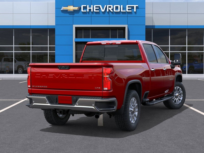 Chevrolet Silverado 2500HD Vehicle Full-screen Gallery Image 4