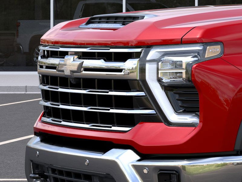 Chevrolet Silverado 2500HD Vehicle Full-screen Gallery Image 13