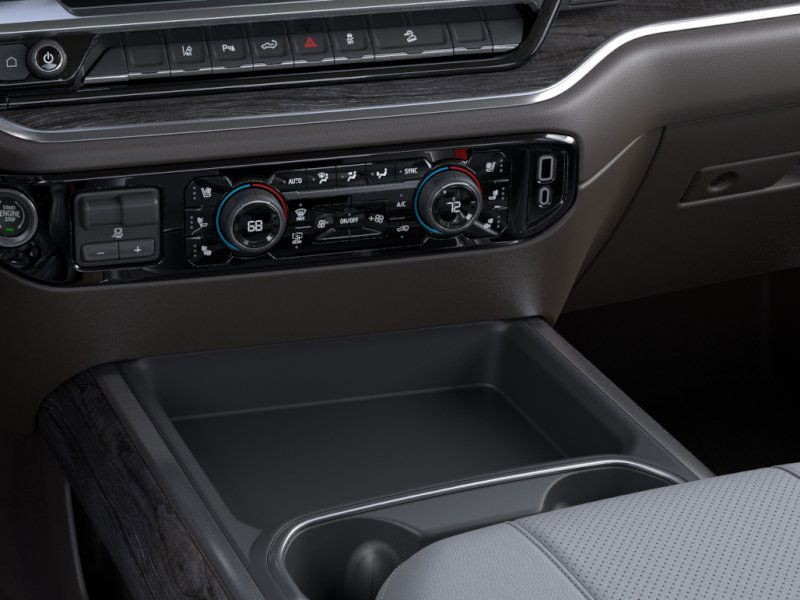 Chevrolet Silverado 2500HD Vehicle Full-screen Gallery Image 23