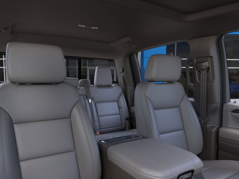 Chevrolet Silverado 2500HD Vehicle Full-screen Gallery Image 24