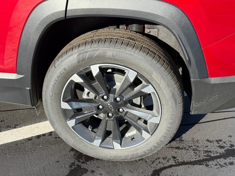 Chevrolet Equinox Vehicle Full-screen Gallery Image 4